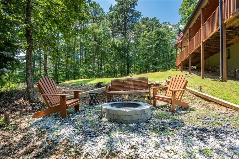 1328 Birch Lane Ranger, GA 30734