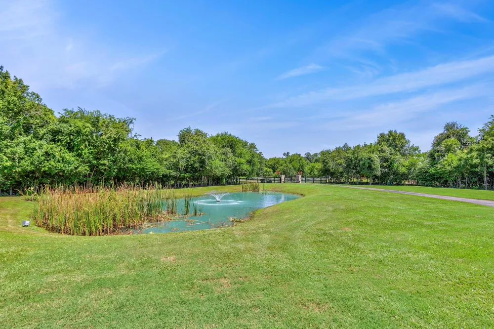 36345 Lady J Circle Simonton, TX 77476
