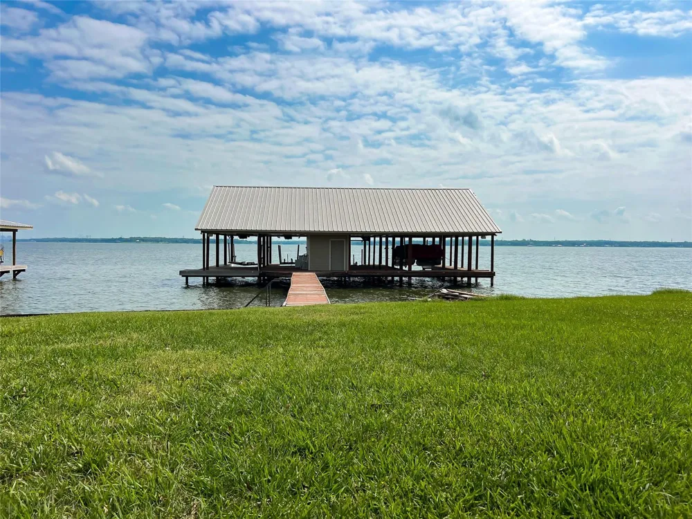 2263 Lcr 740 Thornton, TX 76687