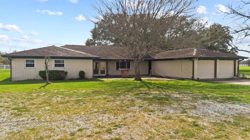 1514 Fm 359 Road Brookshire, TX 77423