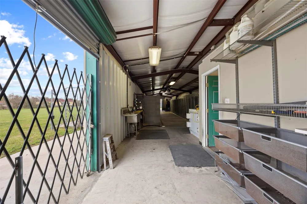 1514 Fm 359 Road Brookshire, TX 77423