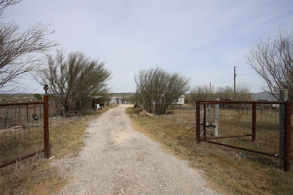1205 Graef Road #B Kyle, TX 78640