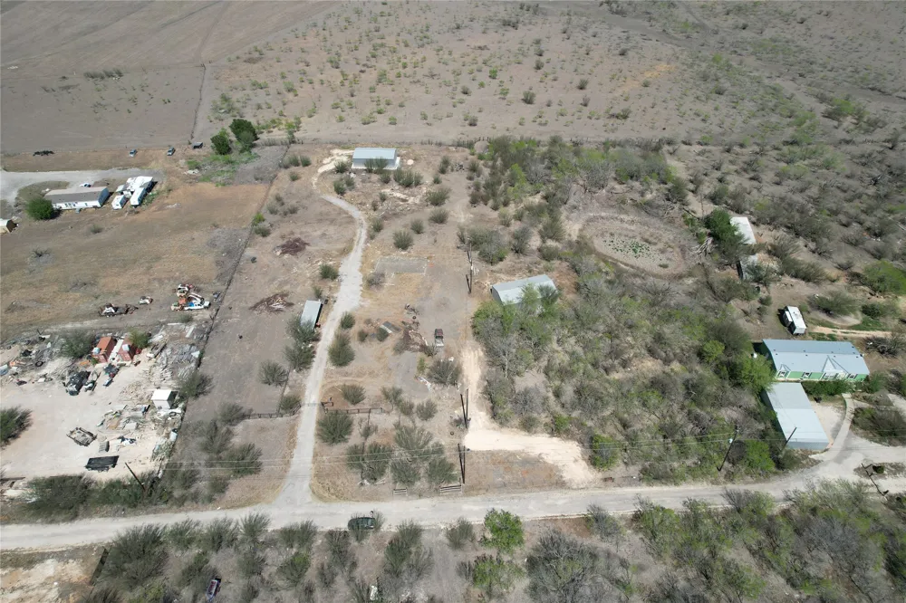 1205 Graef Road #B Kyle, TX 78640