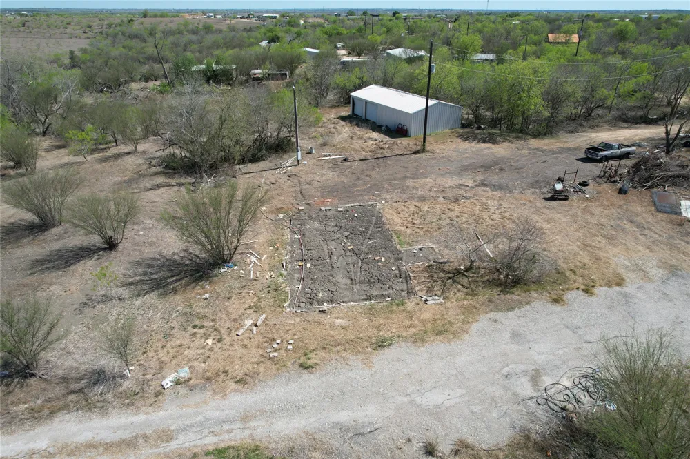 1205 Graef Road #B Kyle, TX 78640
