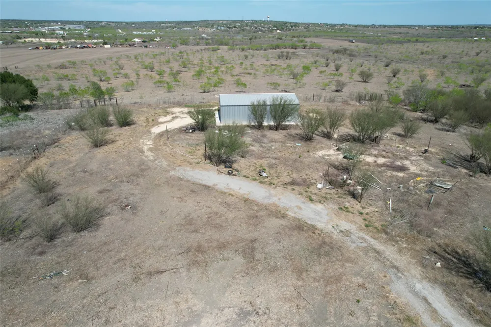 1205 Graef Road #B Kyle, TX 78640
