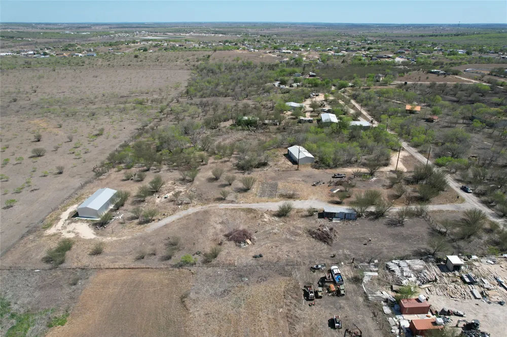 1205 Graef Road #B Kyle, TX 78640