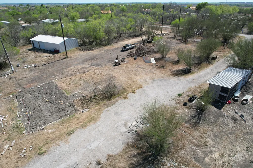 1205 Graef Road #B Kyle, TX 78640