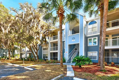 2569 GRASSY POINT DRIVE #207