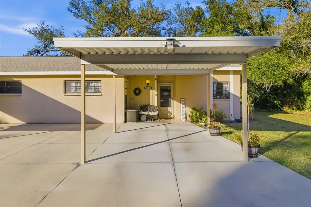 5023 VILLAGE GARDENS DRIVE #29 Sarasota, FL 34234