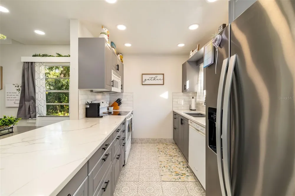 5023 VILLAGE GARDENS DRIVE #29 Sarasota, FL 34234