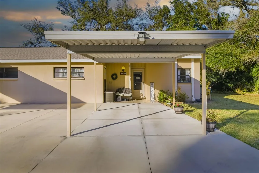 5023 VILLAGE GARDENS DRIVE #29 Sarasota, FL 34234