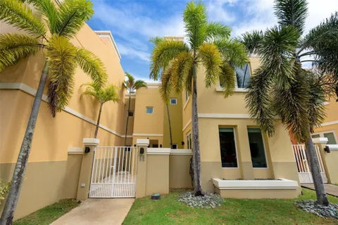 90 CANDELERO DRIVE #78