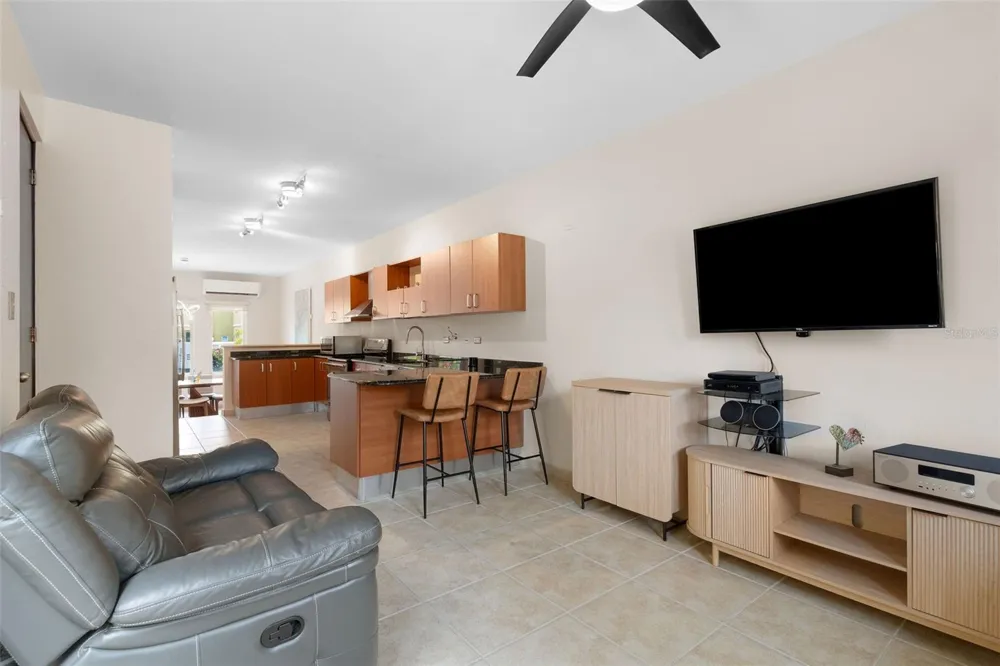 90 CANDELERO DRIVE #78 Humacao, PR 00791