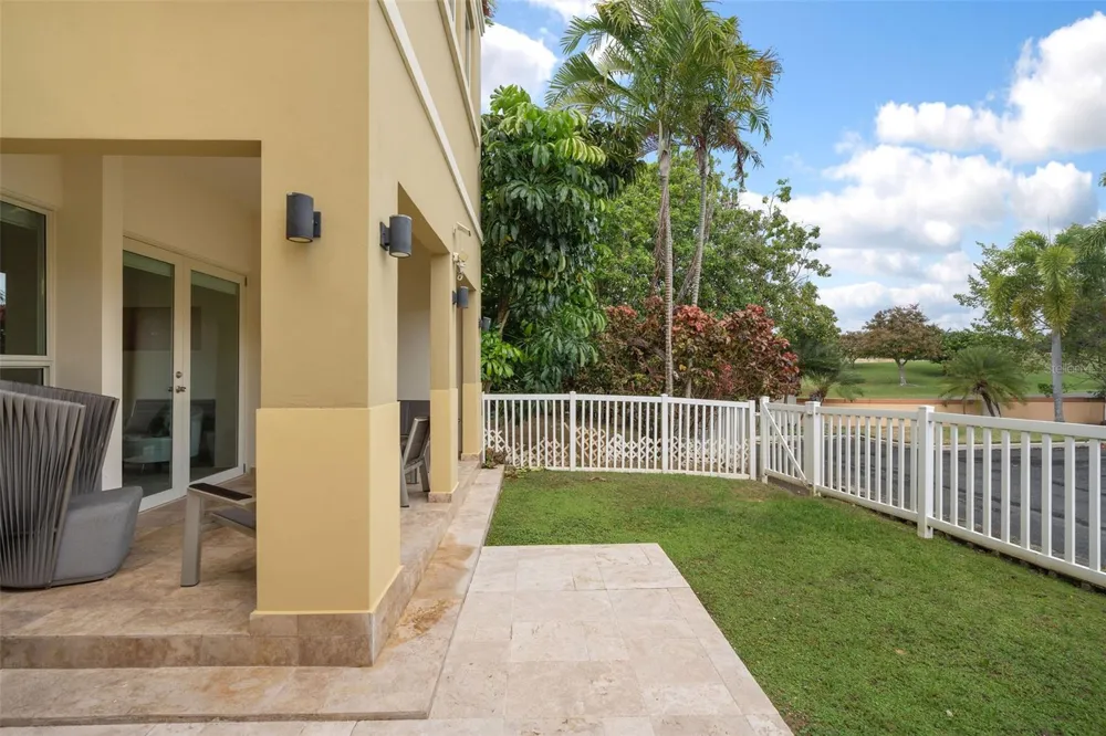 90 CANDELERO DRIVE #78 Humacao, PR 00791