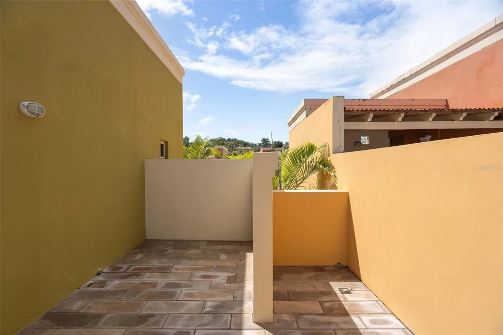 90 CANDELERO DRIVE #78 Humacao, PR 00791
