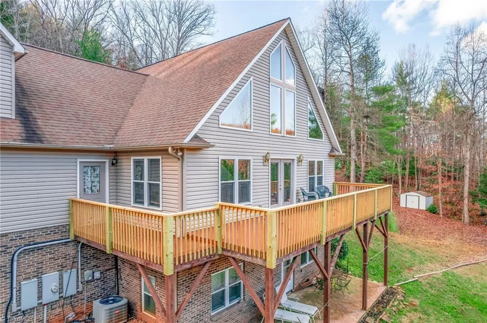817 Hidden Hollow Lane Moravian Falls, NC 28654