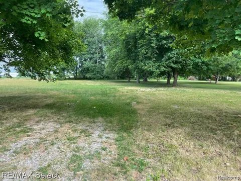 11260 Main Road