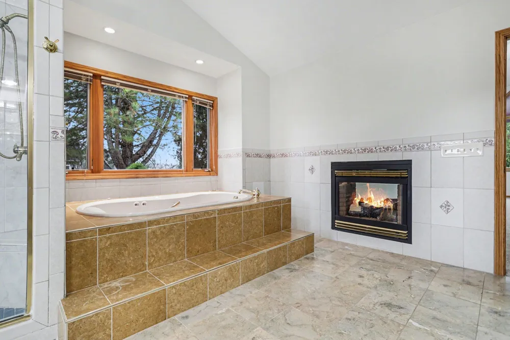 219 Adolph Shores Drive Coldwater City, MI 49036