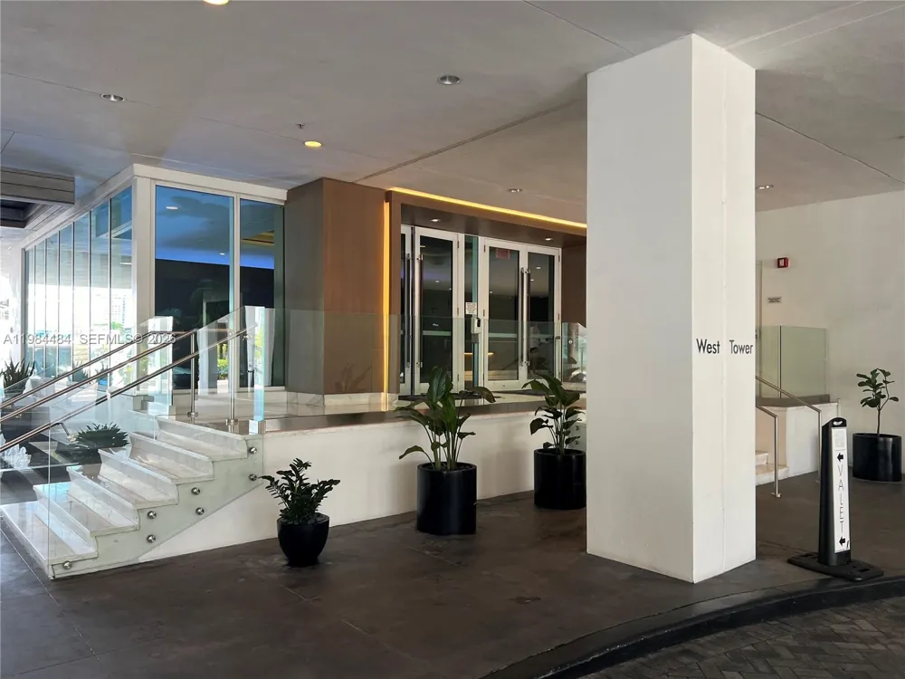 400 Sunny Isles Blvd #1105 Sunny Isles Beach, FL 33160