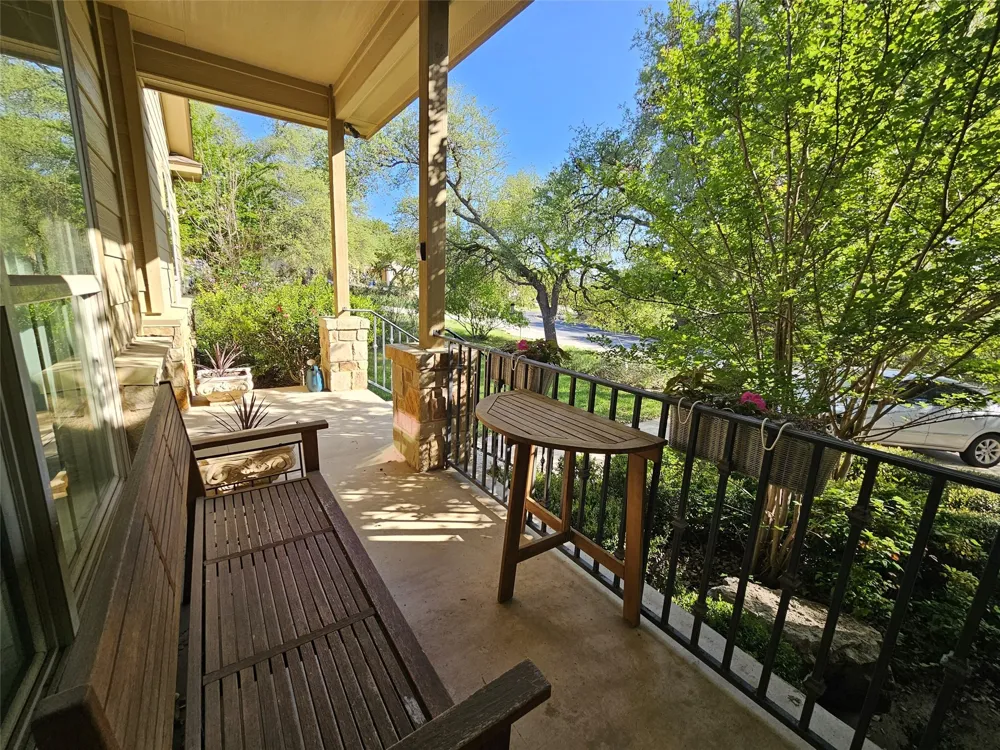 10033 Longhorn Skyway Dripping Springs, TX 78620