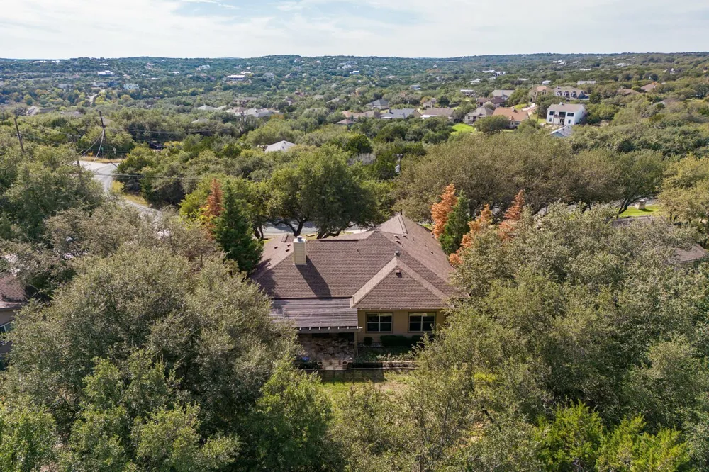 10033 Longhorn Skyway Dripping Springs, TX 78620