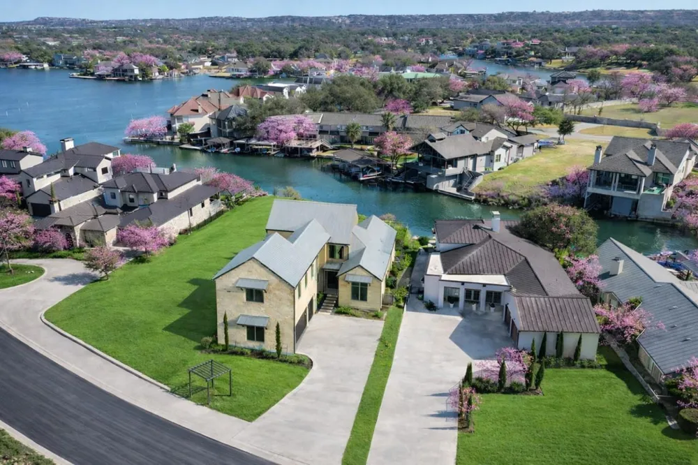 2811 Faultline Dr Horseshoe Bay, TX 78657