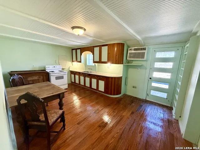 306 E El Paso Brackettville, TX 78832