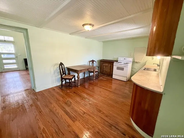 306 E El Paso Brackettville, TX 78832