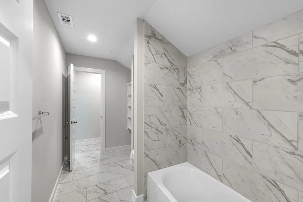 45 Shining Point Drive Waller, TX 77484