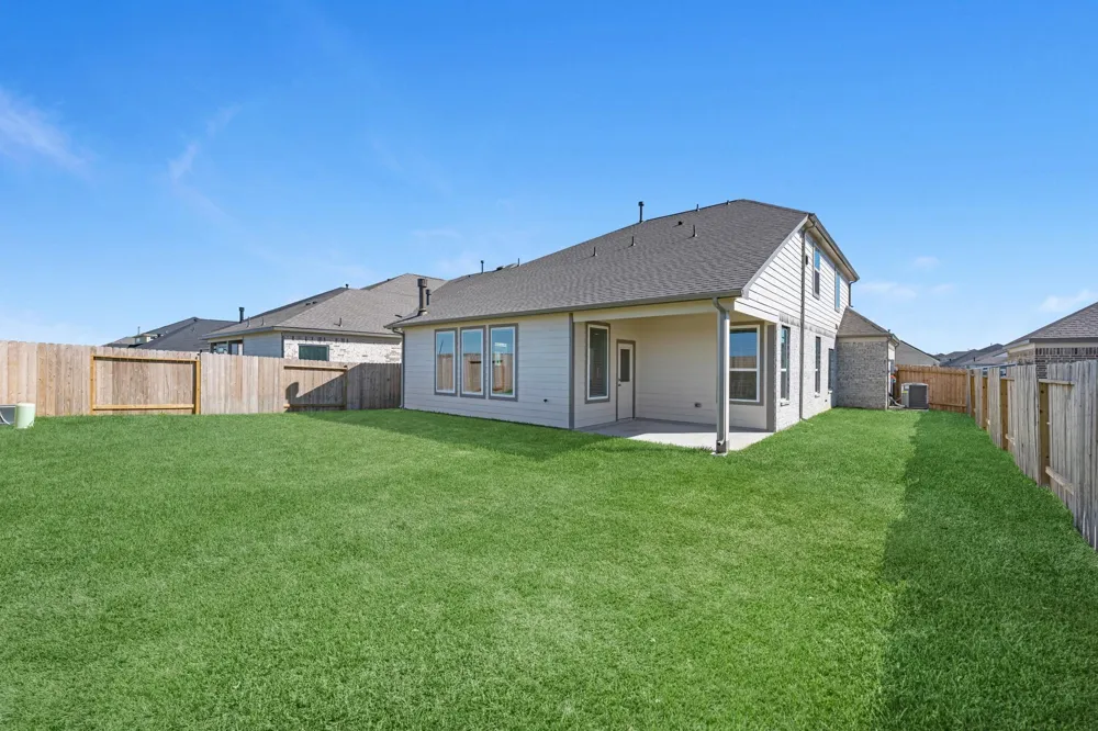 45 Shining Point Drive Waller, TX 77484