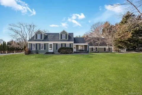 43 Farm Road