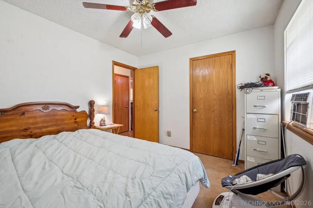770 NW Seneca Krebs, OK 74501