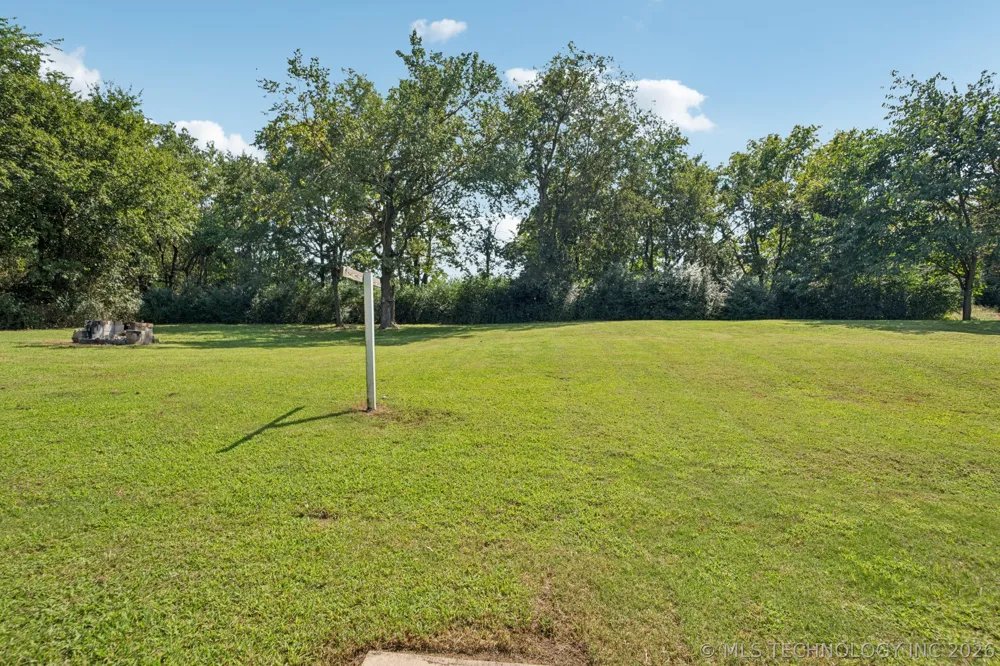 770 NW Seneca Krebs, OK 74501
