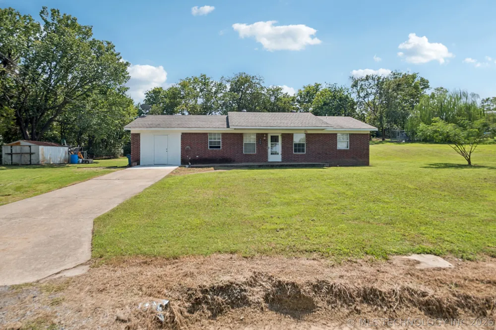 770 NW Seneca Krebs, OK 74501