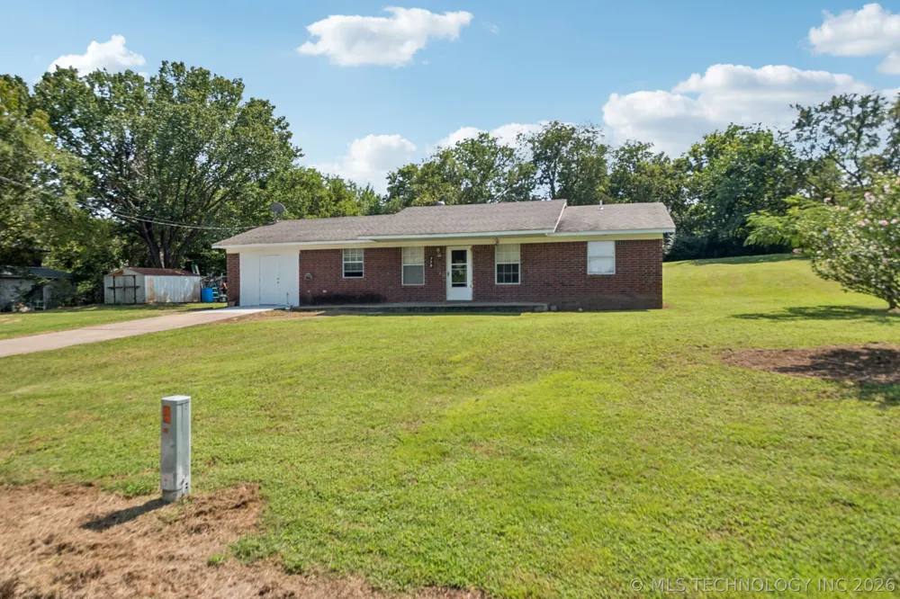 770 NW Seneca Krebs, OK 74501