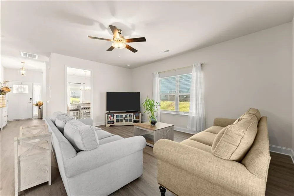 245 Magnolia Villas Dr. Cornelia, GA 30531