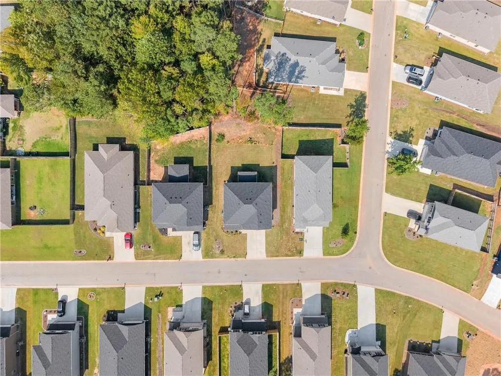 245 Magnolia Villas Dr. Cornelia, GA 30531