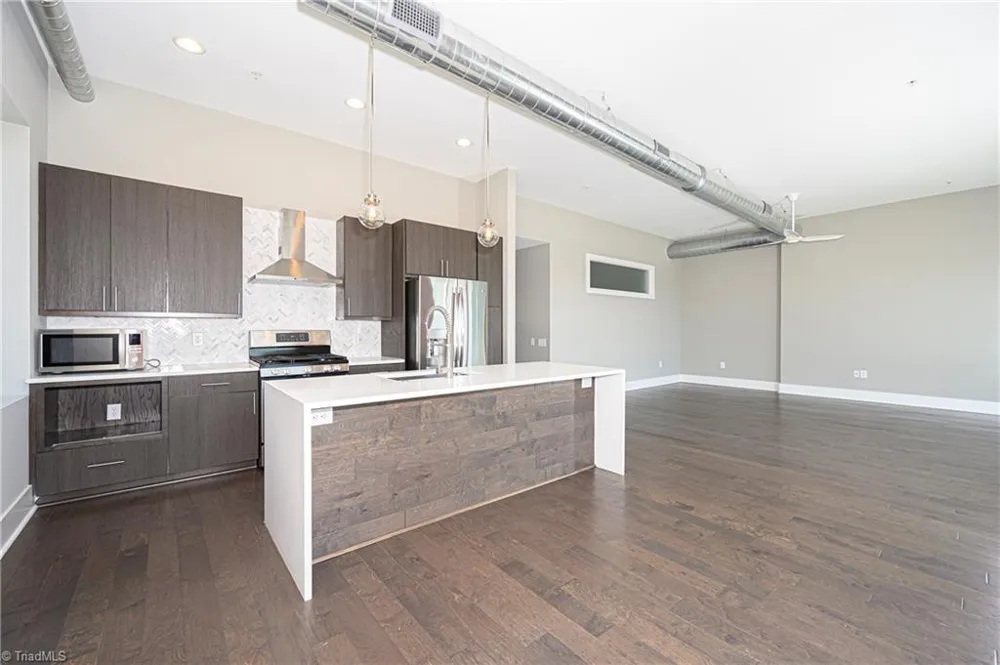 400 W 4th Street #504 Winston-Salem, NC 27101