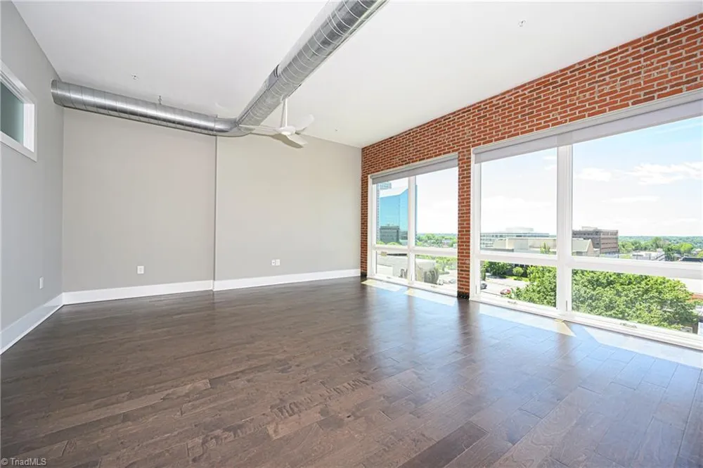 400 W 4th Street #504 Winston-Salem, NC 27101
