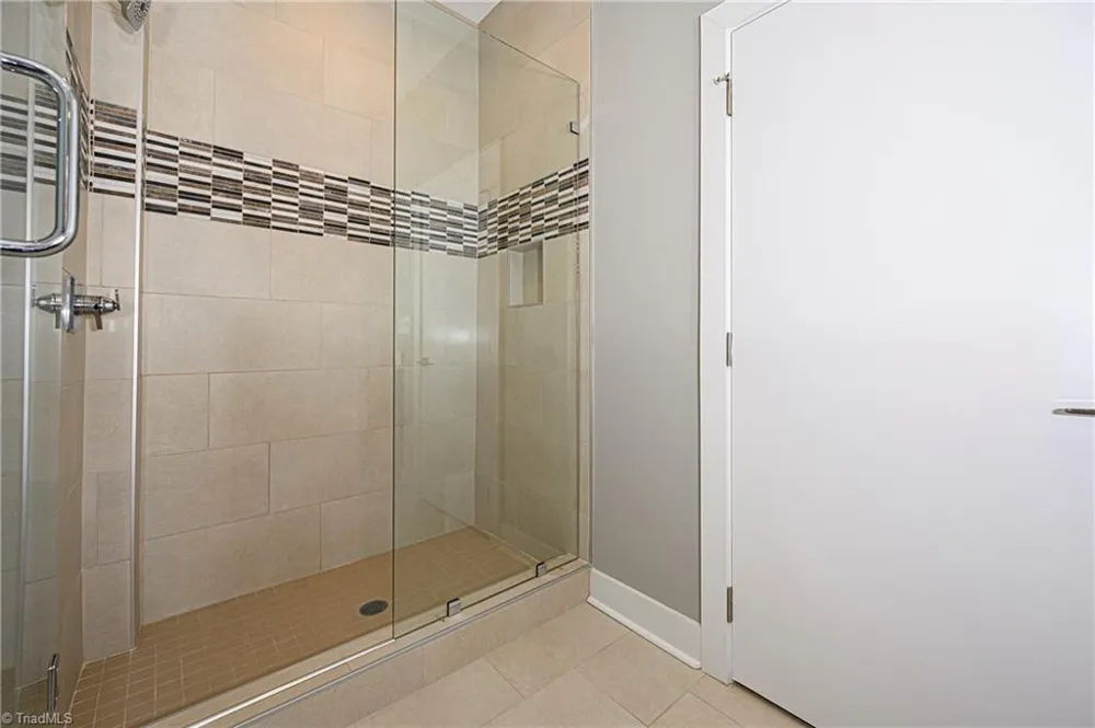 400 W 4th Street #504 Winston-Salem, NC 27101
