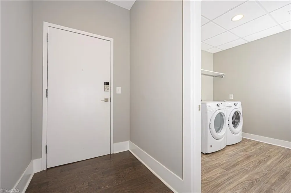 400 W 4th Street #504 Winston-Salem, NC 27101