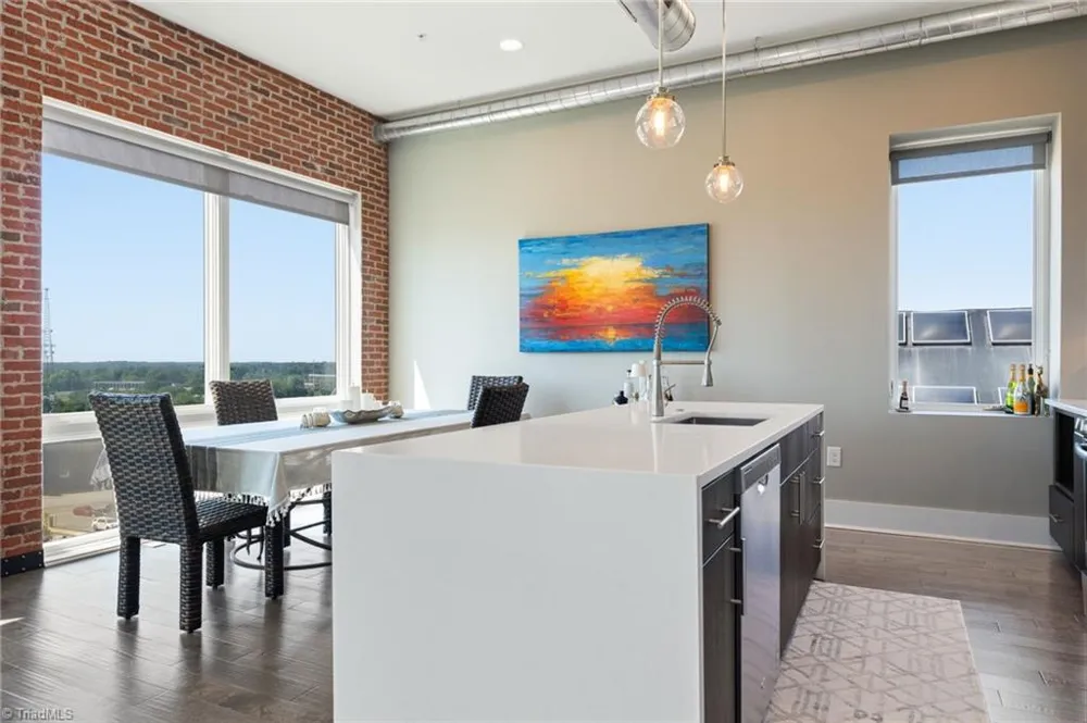 400 W 4th Street #504 Winston-Salem, NC 27101