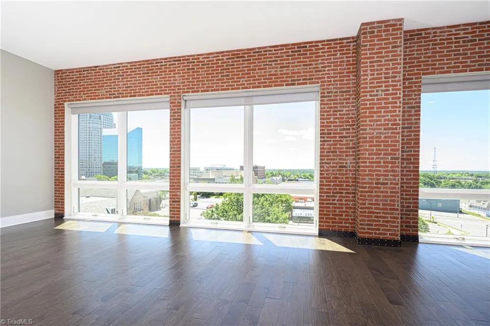 400 W 4th Street #504 Winston-Salem, NC 27101