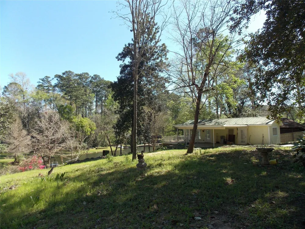 426 Driftwood Drive Goodrich, TX 77335
