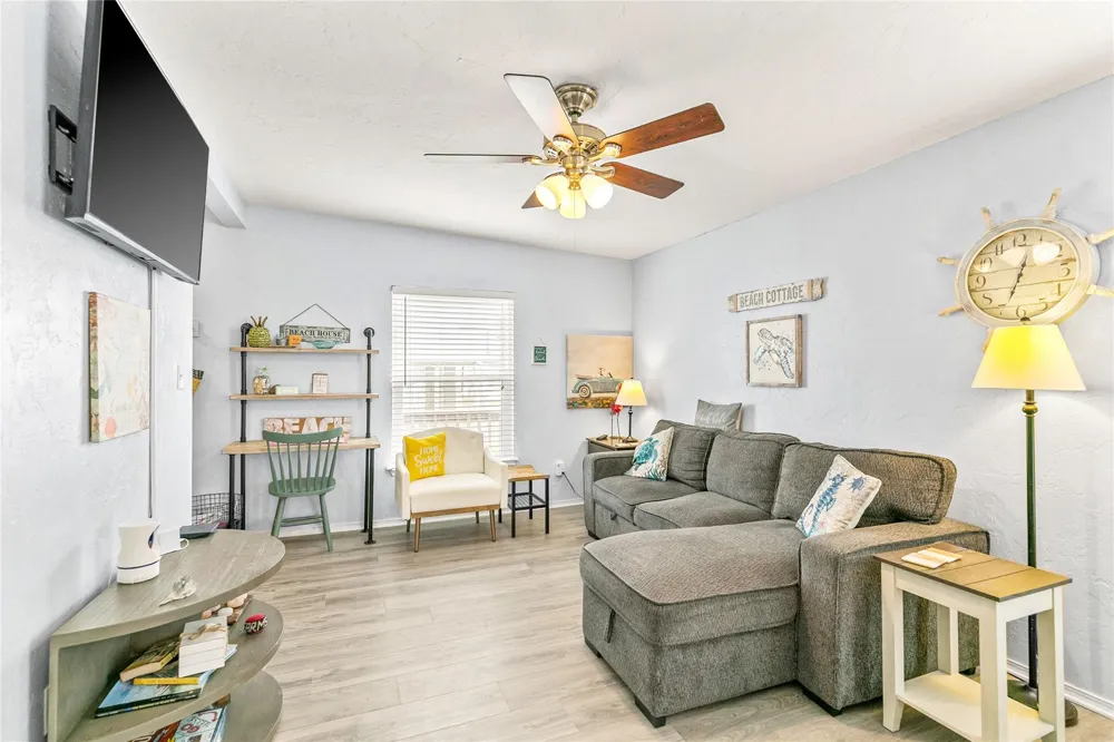 222 Ocean Avenue Surfside Beach, TX 77541