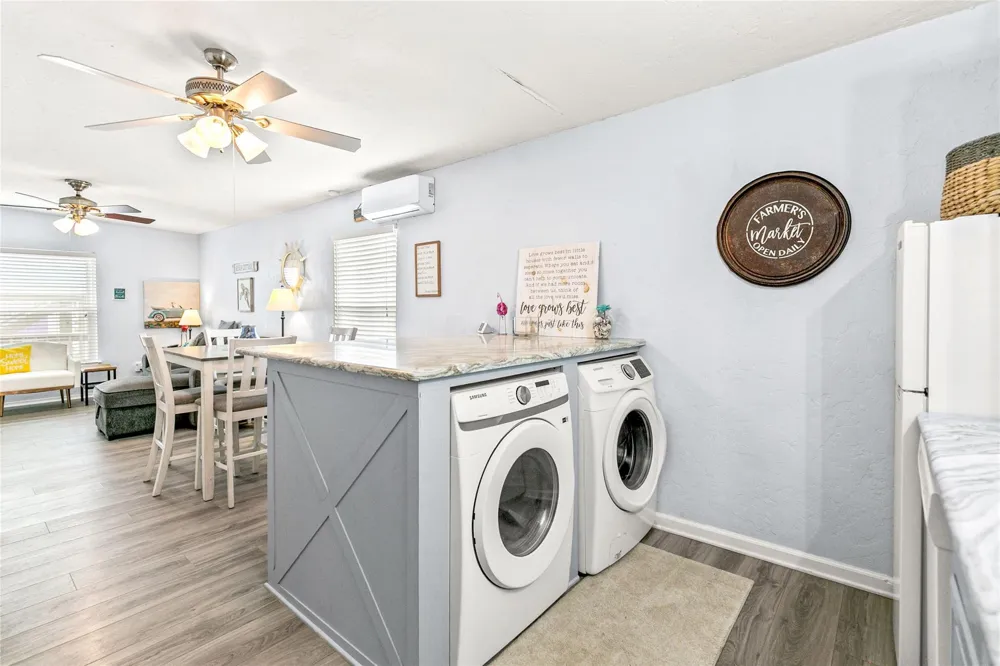 222 Ocean Avenue Surfside Beach, TX 77541