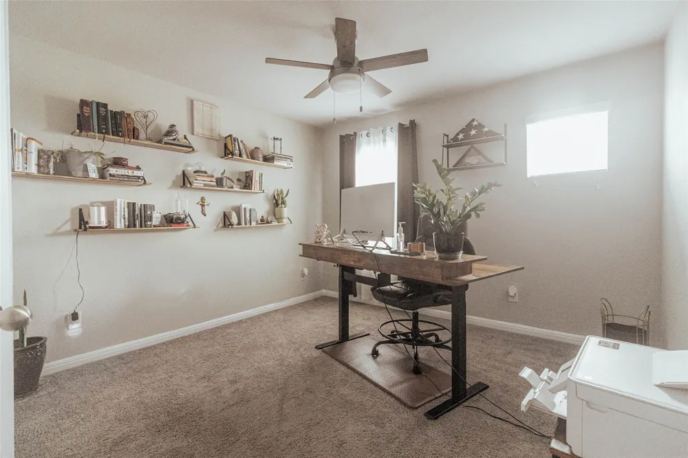 661 Cinnamon Teal Lane Leander, TX 78641