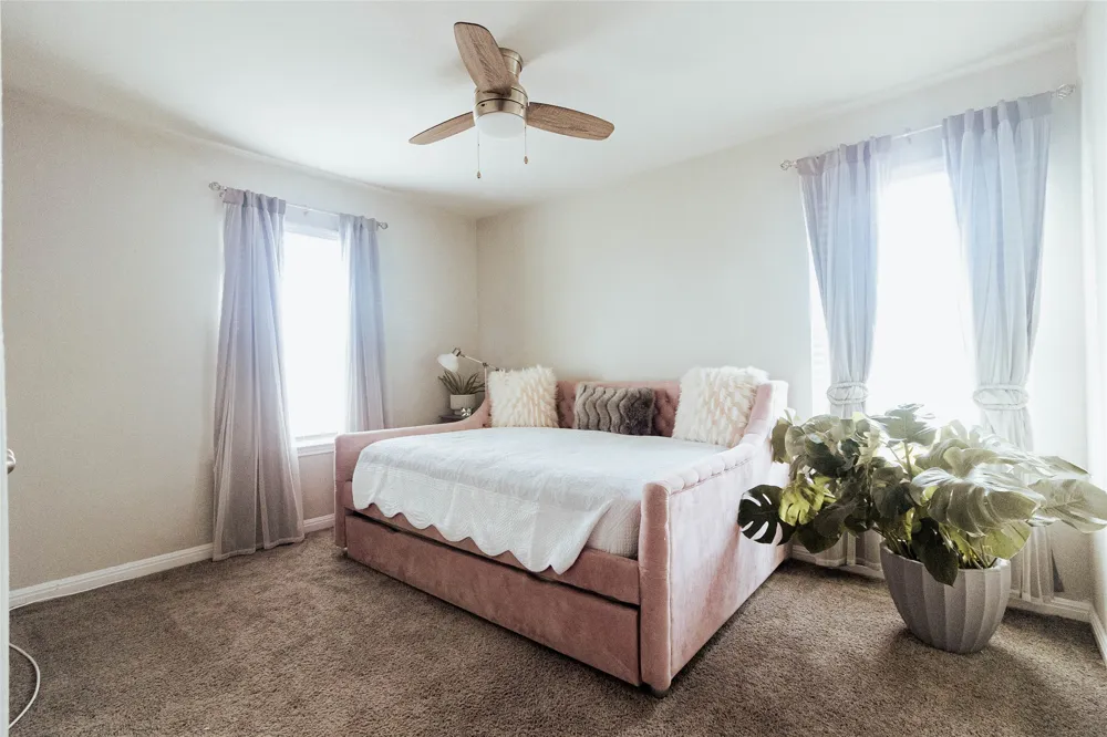 661 Cinnamon Teal Lane Leander, TX 78641