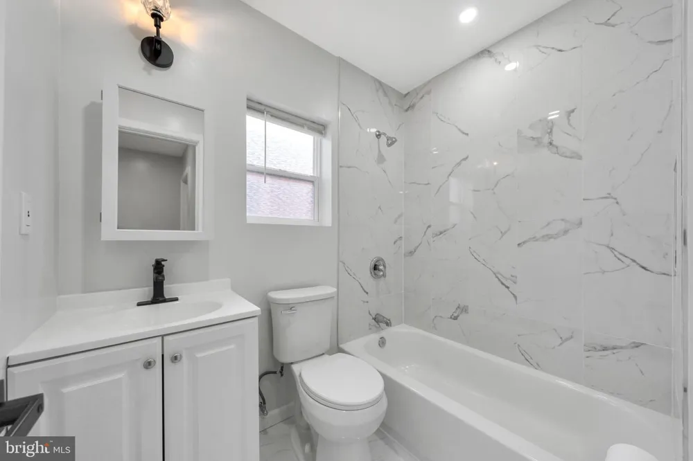 1119 THOMAS STREET Chester, PA 19013