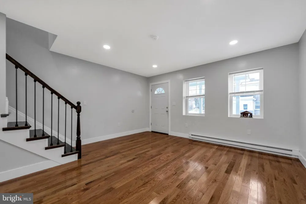1119 THOMAS STREET Chester, PA 19013